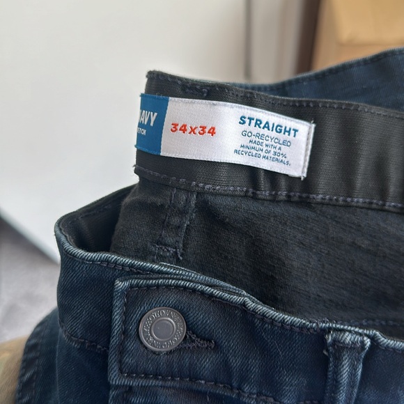 Old Navy Straight Leg Men’s Jeans - Picture 3 of 4